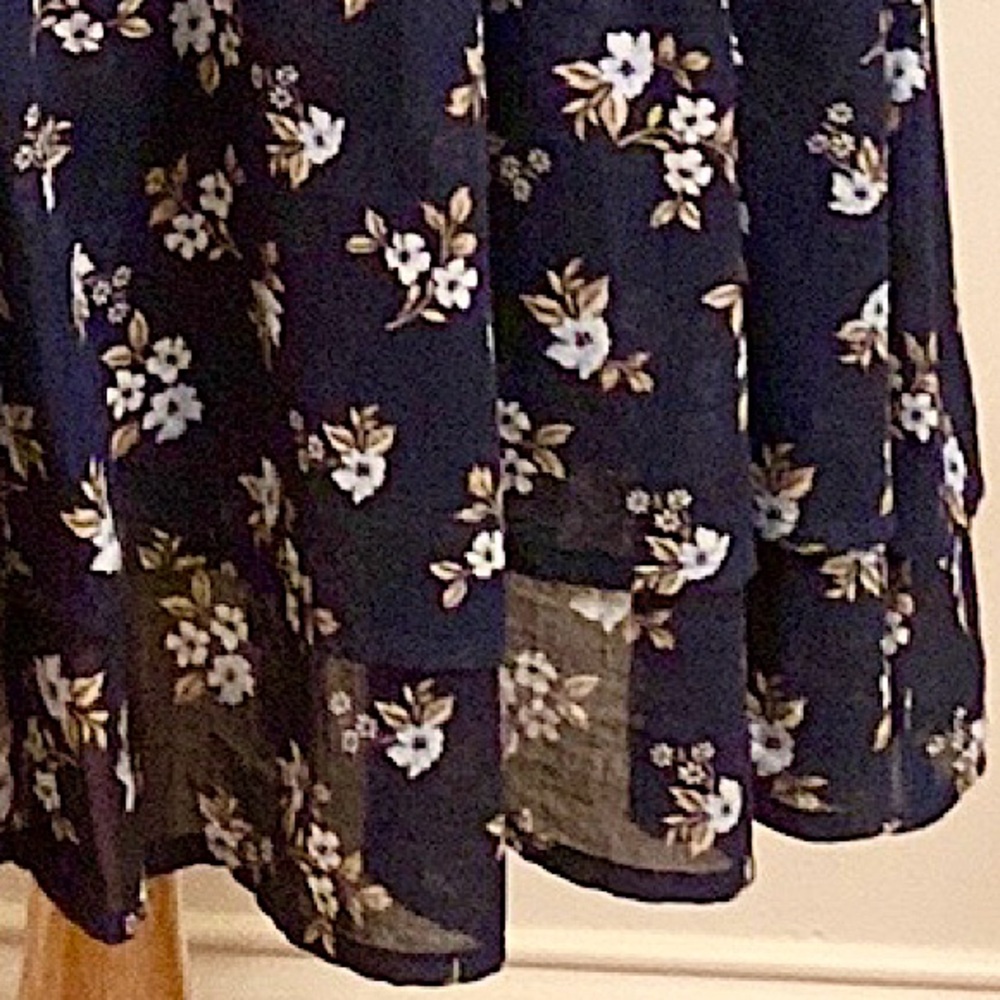 J. Jill Navy Blue Ditsy Floral SZ S Cottagecore Romantic Boho Chic Peasant Dress - Picture 8 of 13